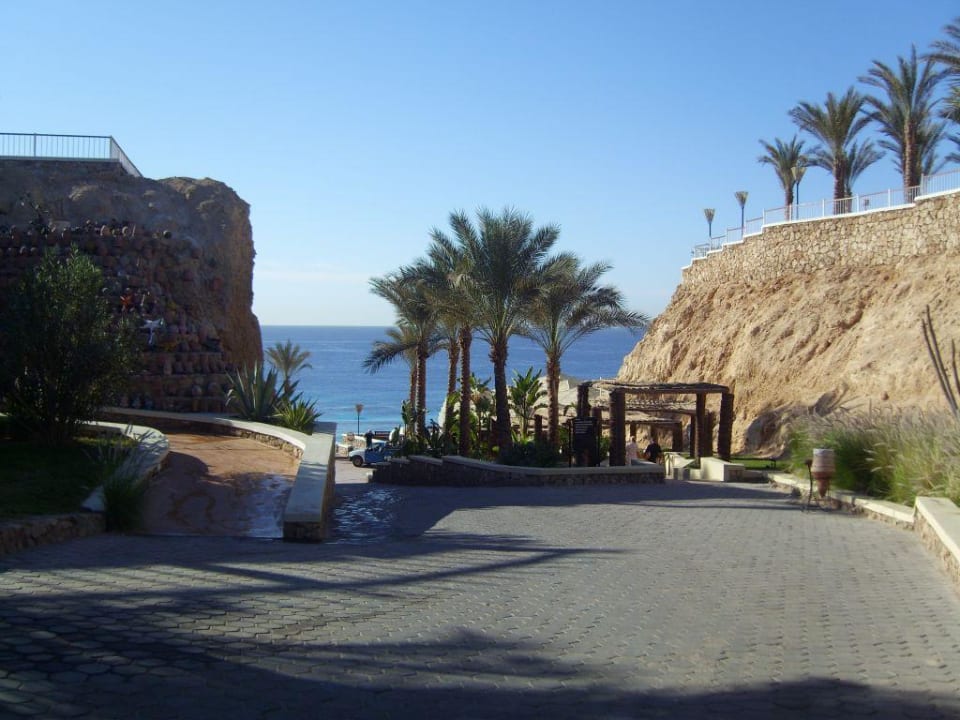 Der Weg zum Strand Reef Oasis Beach Resort