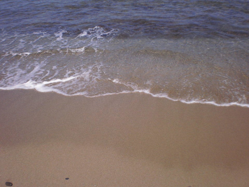 Schöner Sandstrand Apollonia Beach Resort & Spa