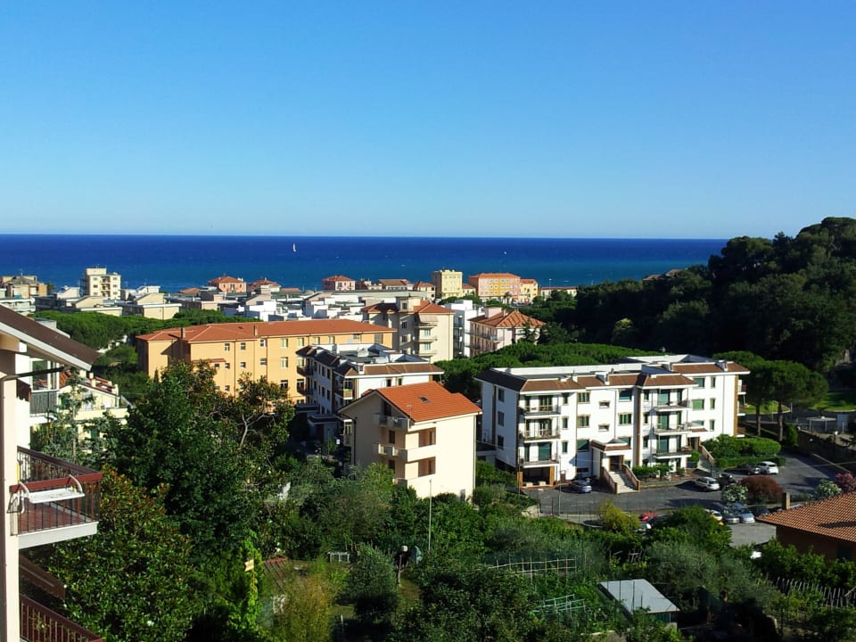 Wunderschöner Aussicht aus 120 2mt. Terrasse Residence Oleandro