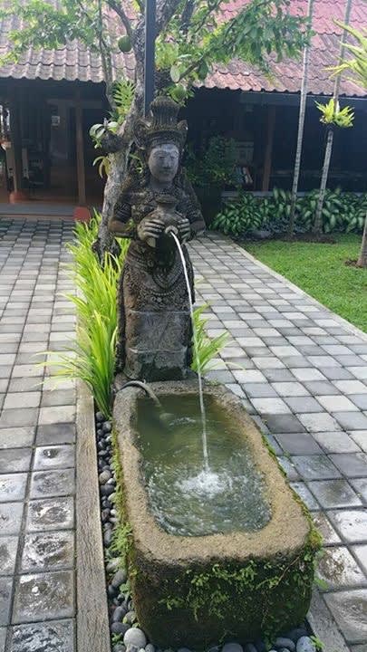 Sonstiges Puri Santrian