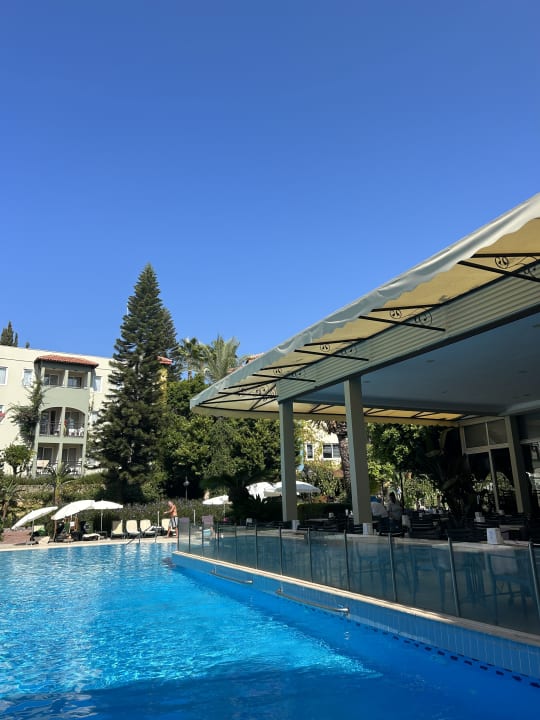 Pool Hotel Gardenia Beach