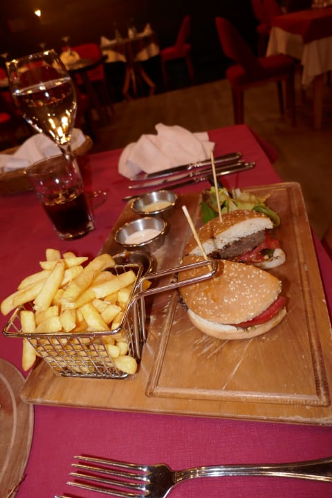 Gastro Royal Seginus