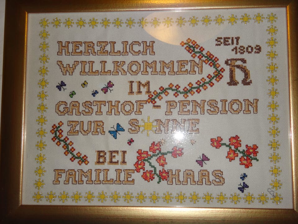 Herzlich ilkommen Gasthof und Pension Zur Sonne