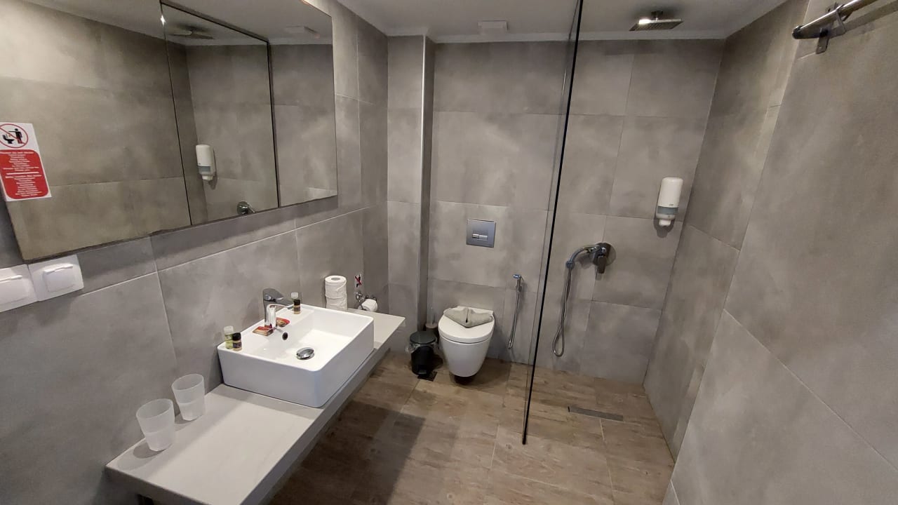 Zimmer Compass Beach