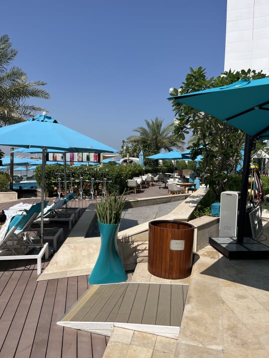 Pool The Retreat Palm Dubai MGallery by Sofitel