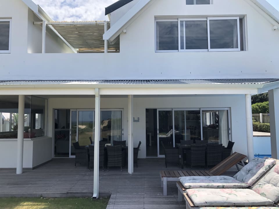 Außenansicht Cape St. Francis Resort