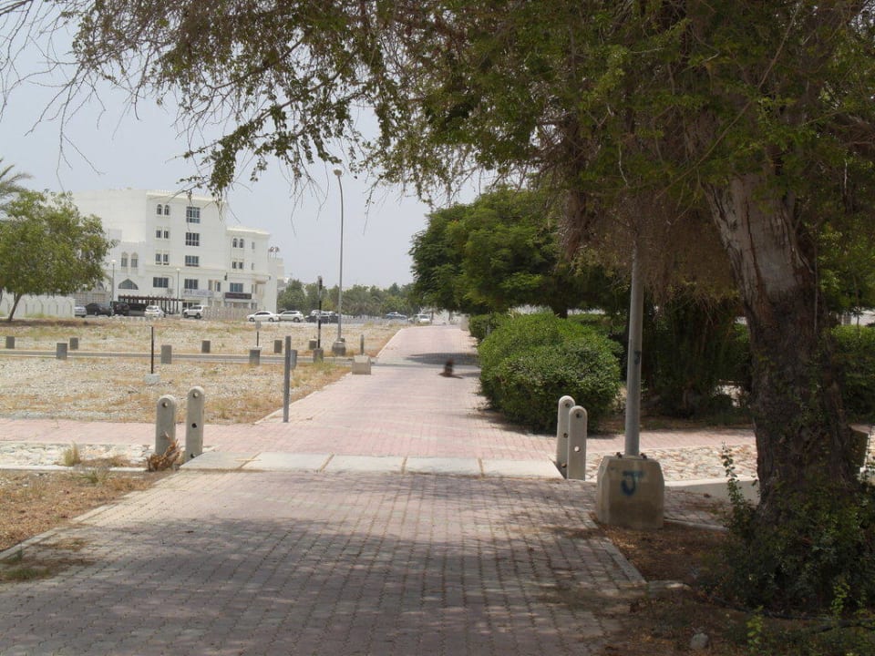 Weg zum Einkaufen Grand Hyatt Muscat