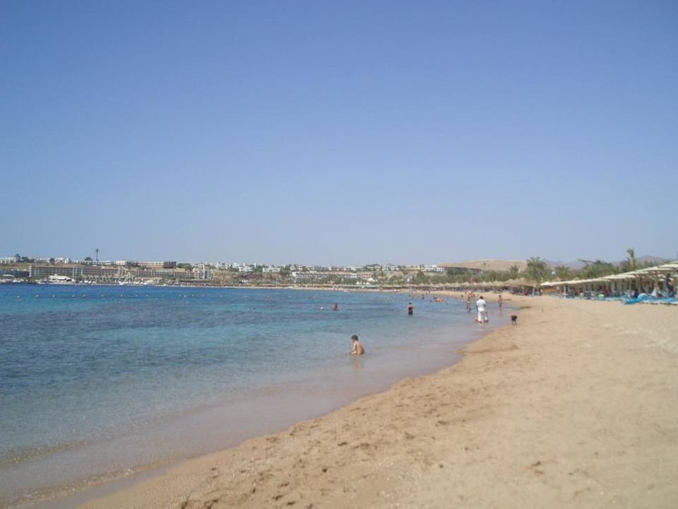 Feiner Sandstrand Ghazala Gardens