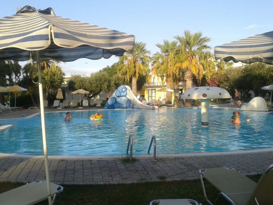 Kinder Pool TUI KIDS CLUB Alex Beach