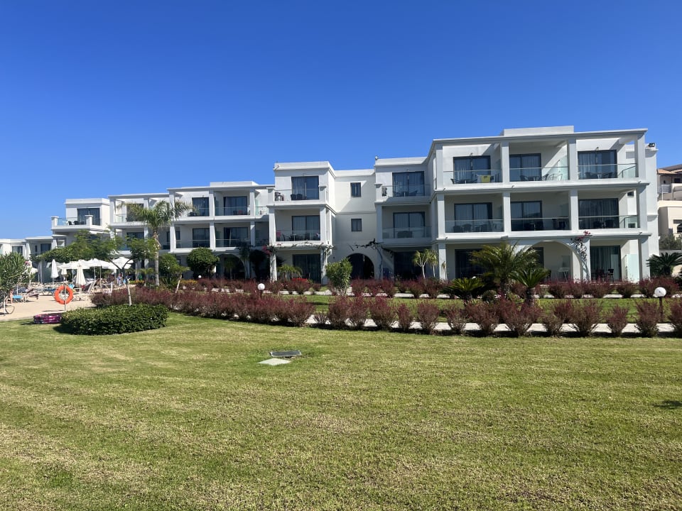 Außenansicht Asterias Beach Resort