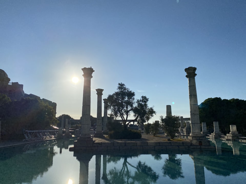 Pool Xanadu Resort Hotel