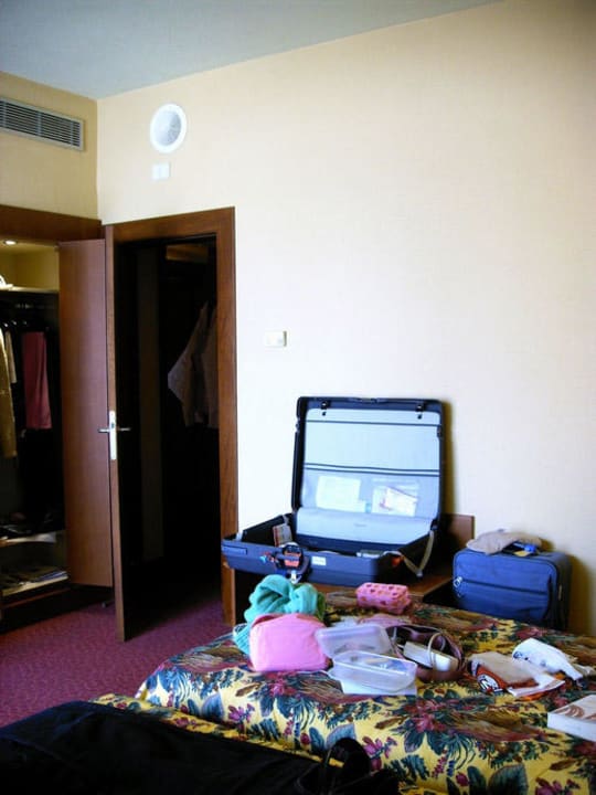 Hotelzimmer Bull Reina Isabel & Spa