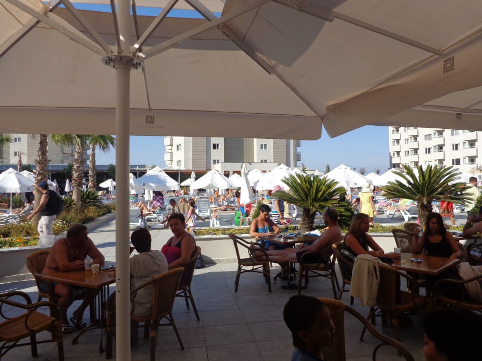 Sitzecke Poolbar Grand Park Lara Hotel