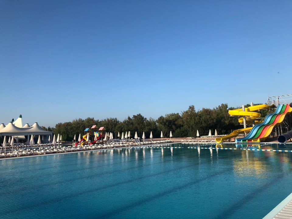 Pool Isamar Holiday Village