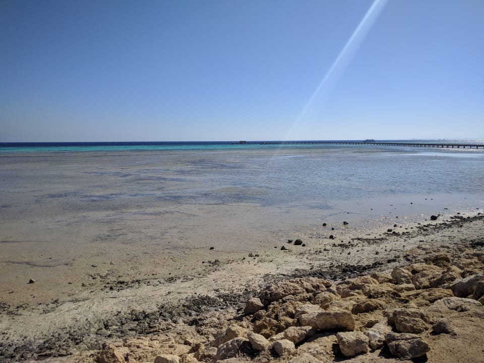Strand The Breakers Diving & Surfing Lodge