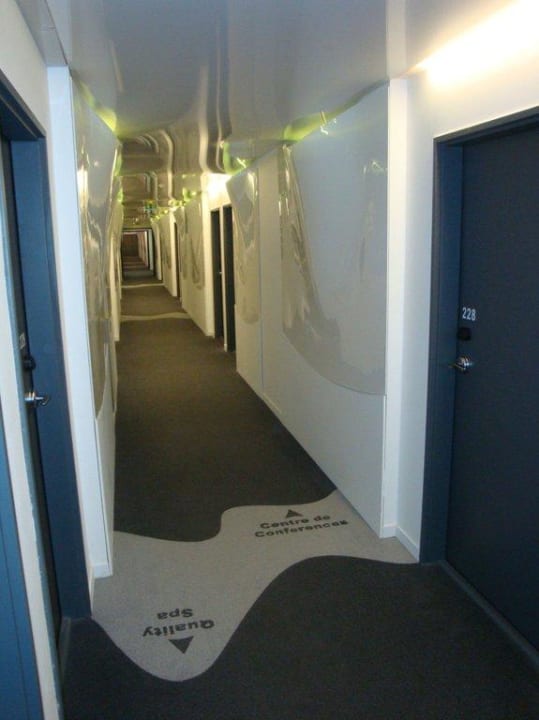 Hotelflur Hotel Quality Suites Et Spa Arcachon