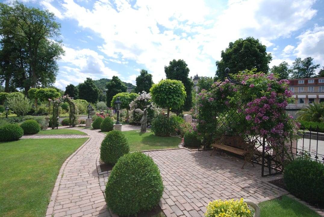 Gartenanlage Hotel Residenz am Rosengarten