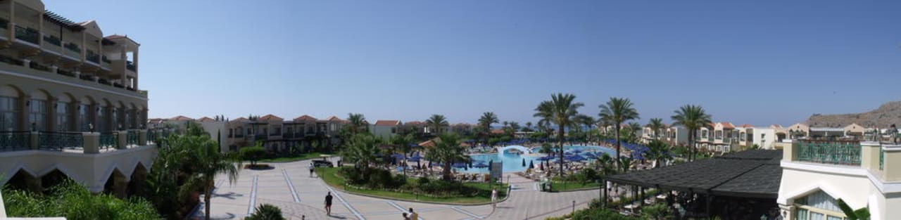 Panorama über Anlage Lindos Princess Beach Resort & Spa