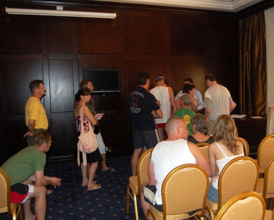 Ansturm auf die Reiseleitung Miramar Al Aqah Beach Resort