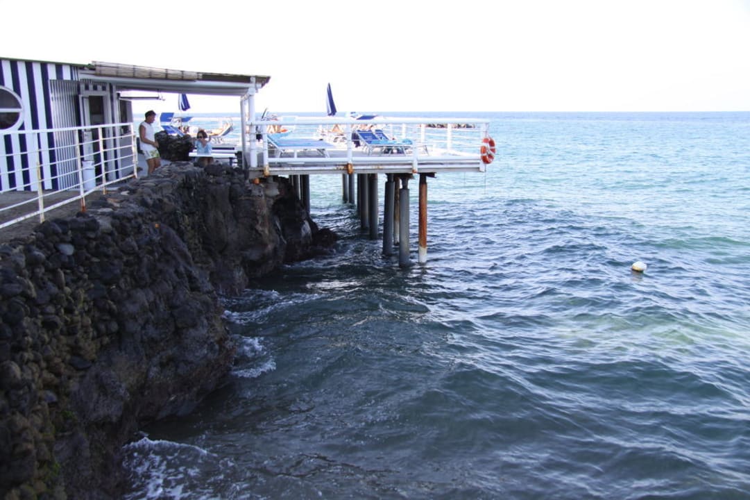 Бар на пляже Hotel Il Moresco Terme