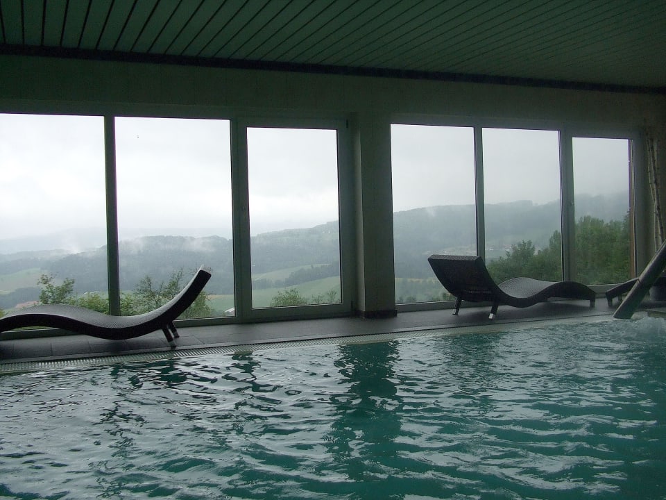 Schwimmbad Thula Wellnesshotel Bayerischer Wald