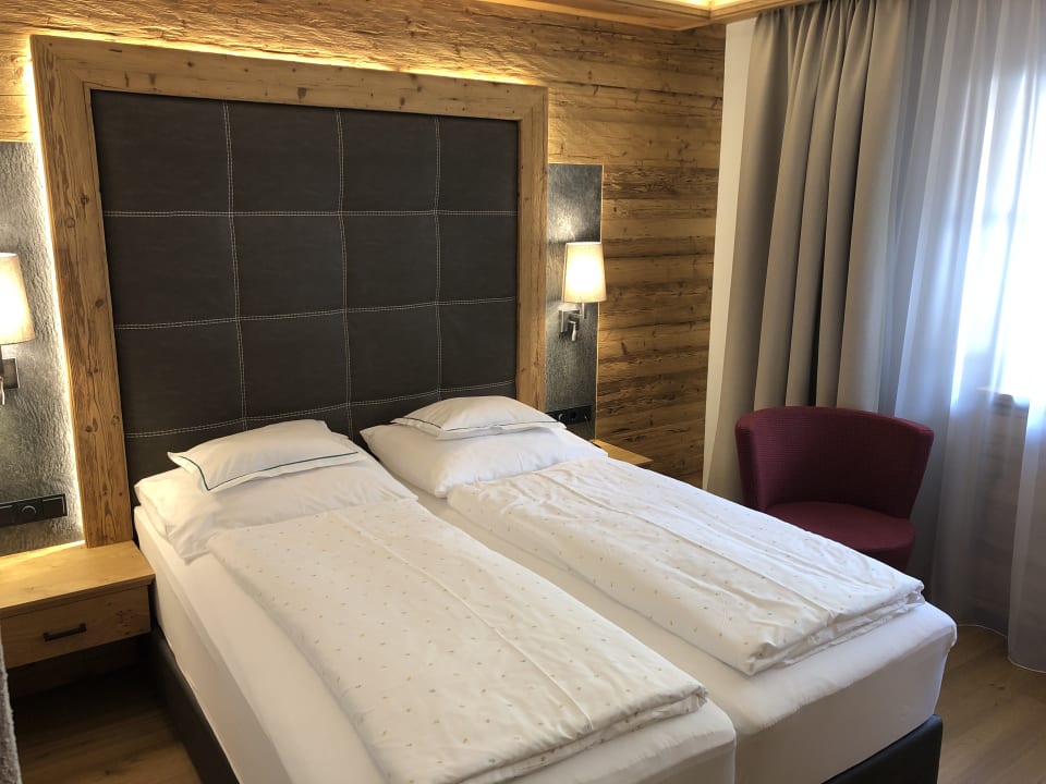 Zimmer Natur- & Alpinhotel Post