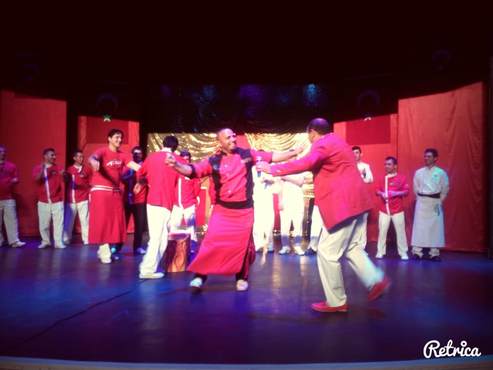 Evening show at the ampitheatre Club Resort Atlantis