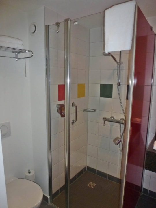 Dusche Park Inn by Radisson Frankfurt Airport