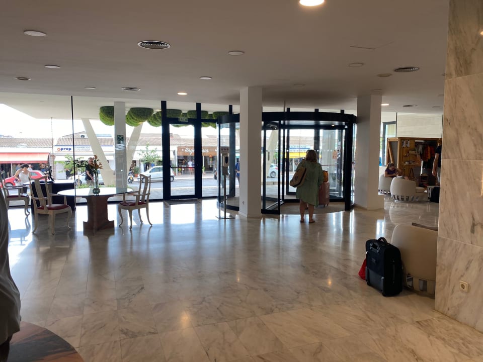 Lobby Hotel & Spa S'Entrador Playa