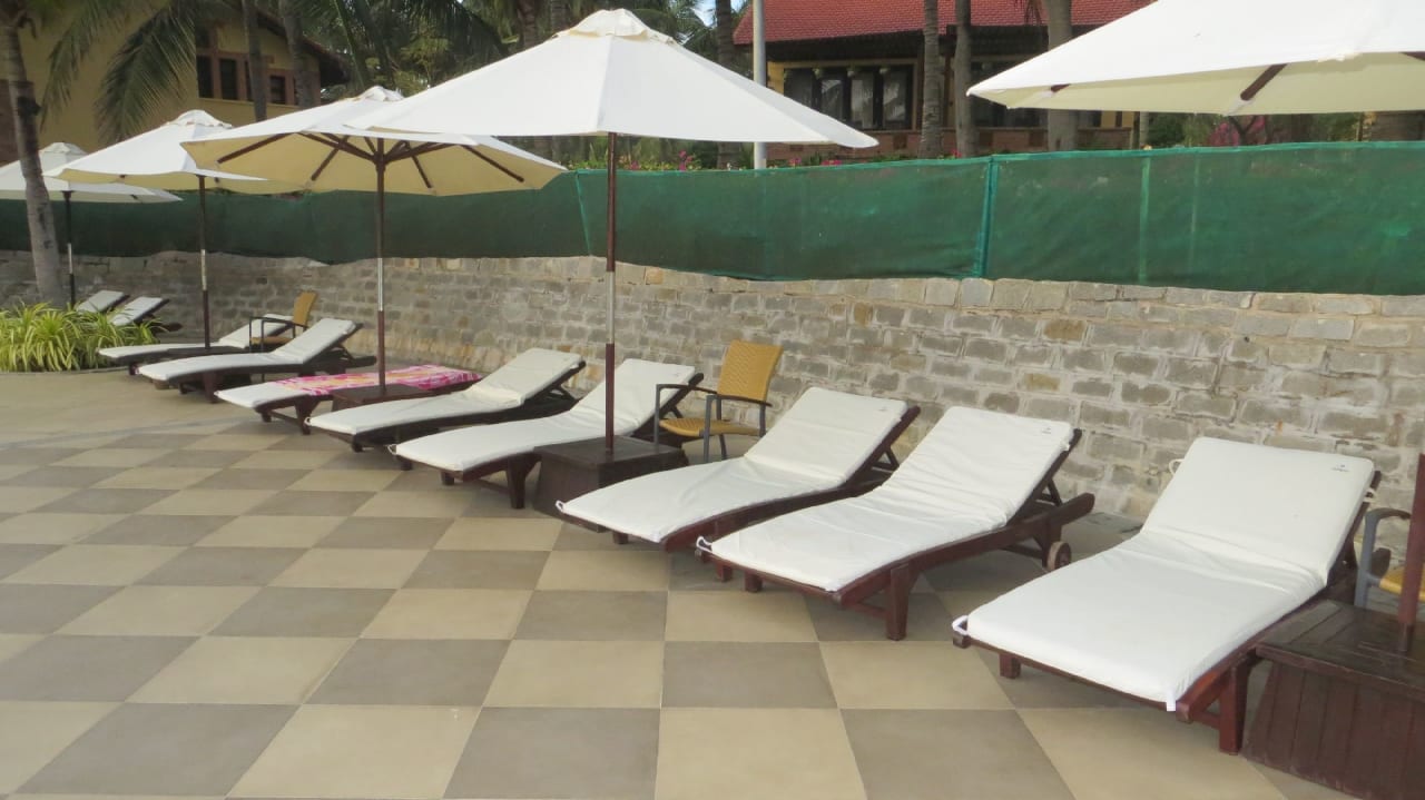 Pool Pandanus Resort