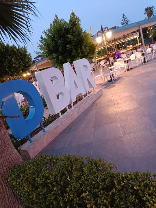 Außenansicht Dosinia Luxury Resort