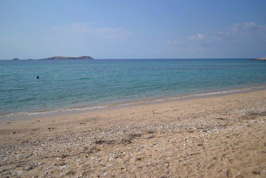 Po 4-5 metrach już nie ma gruntu, na dnie kamyczki Hotel Astris Sun