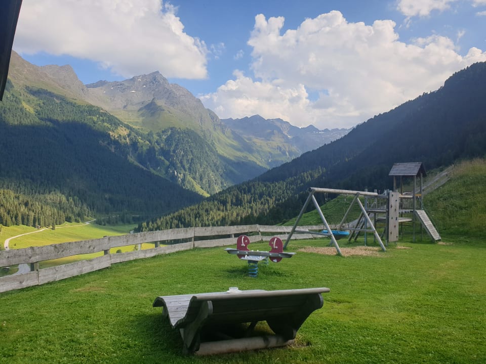 Sport & Freizeit Alpengasthof Pension Praxmar