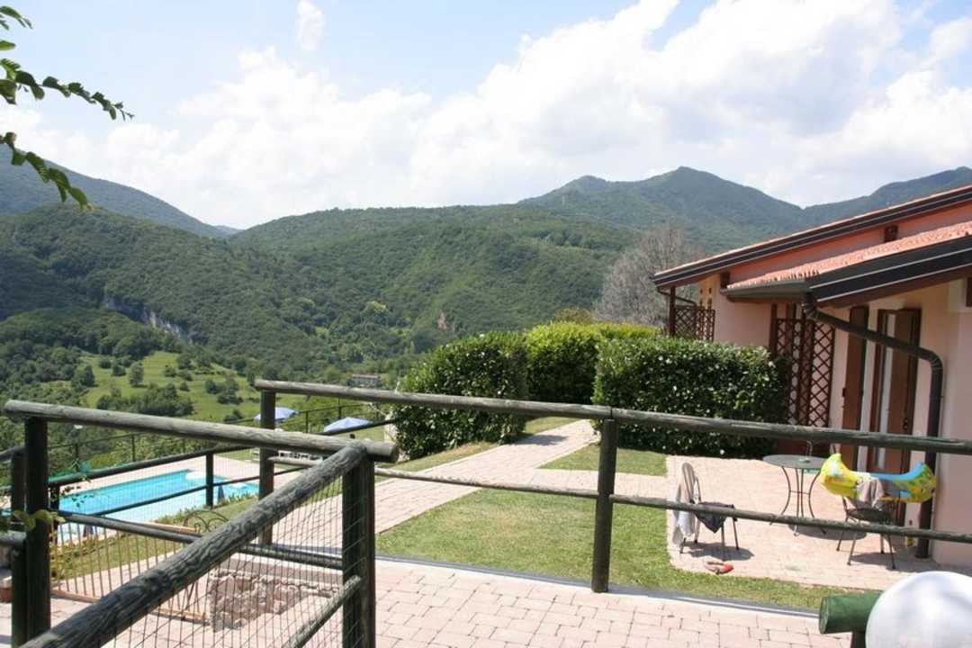 Blick von den oberen Appartements Residence La Quiete