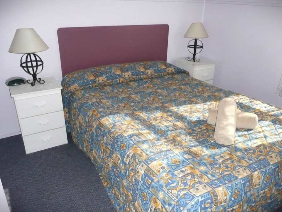 Bett Anchorage Holiday Units