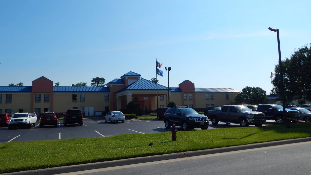 Hotelansicht SureStay Plus by Best Western Tarboro