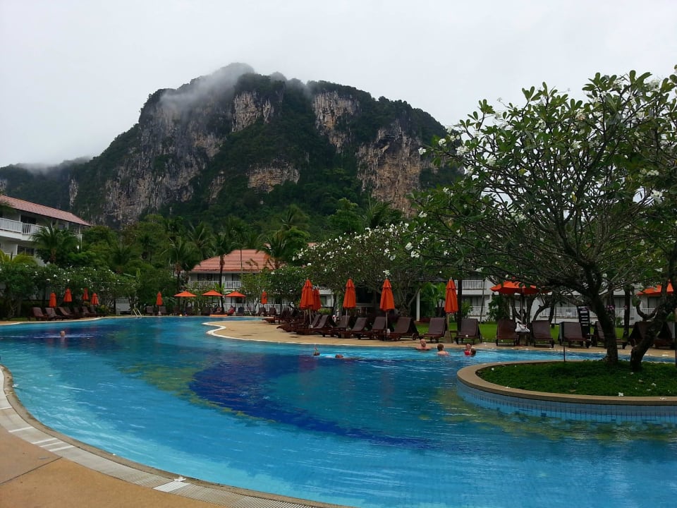 Großer Pool Aonang Villa Resort