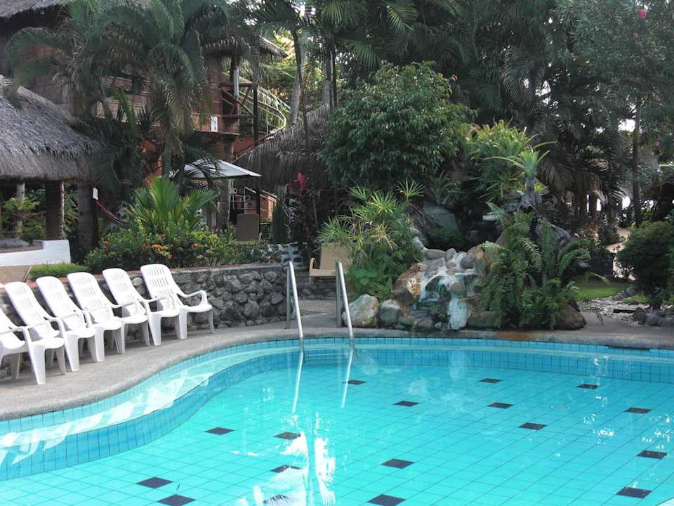 Pool Hotel El Dorado Beach Resort