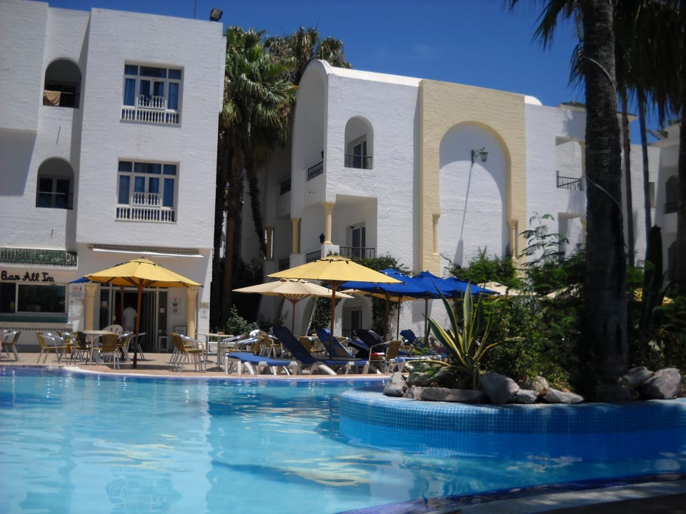 Pool Hotel Nesrine