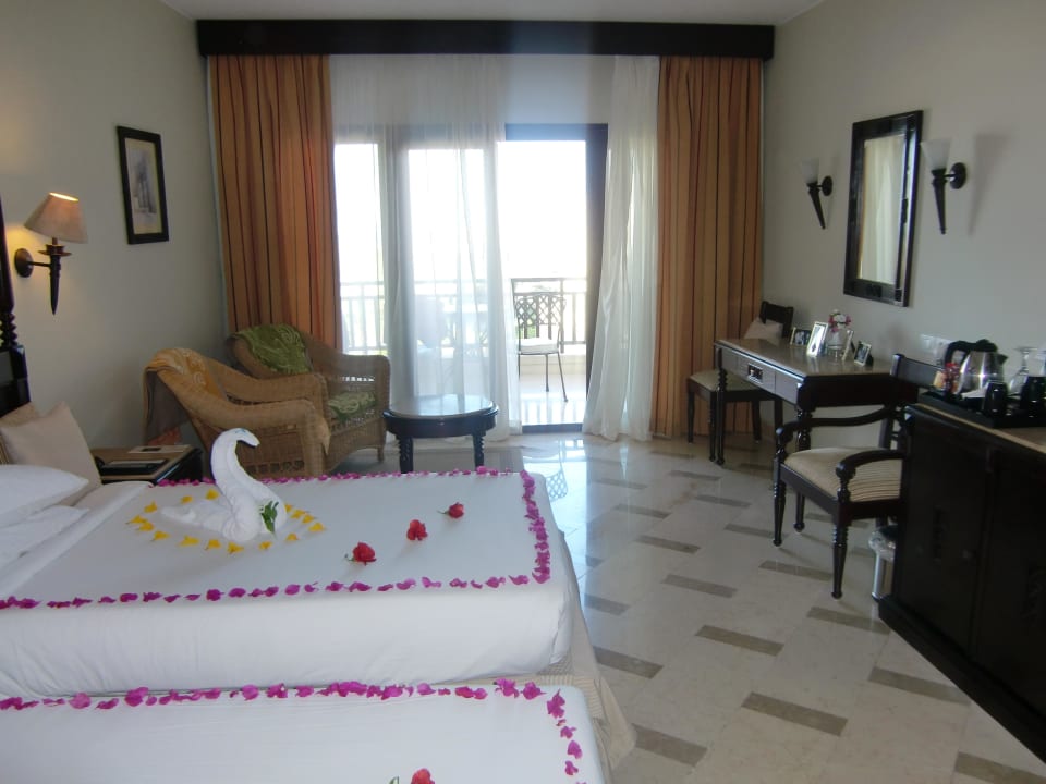 Deluxezimmer mit Meerblick Steigenberger ALDAU Beach Hotel