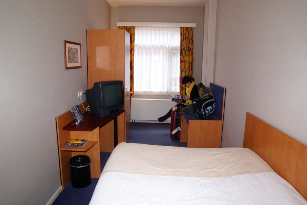 Bett Aussicht Leonardo Hotel Amsterdam City Center