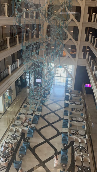 Lobby Serenity Queen Hotel