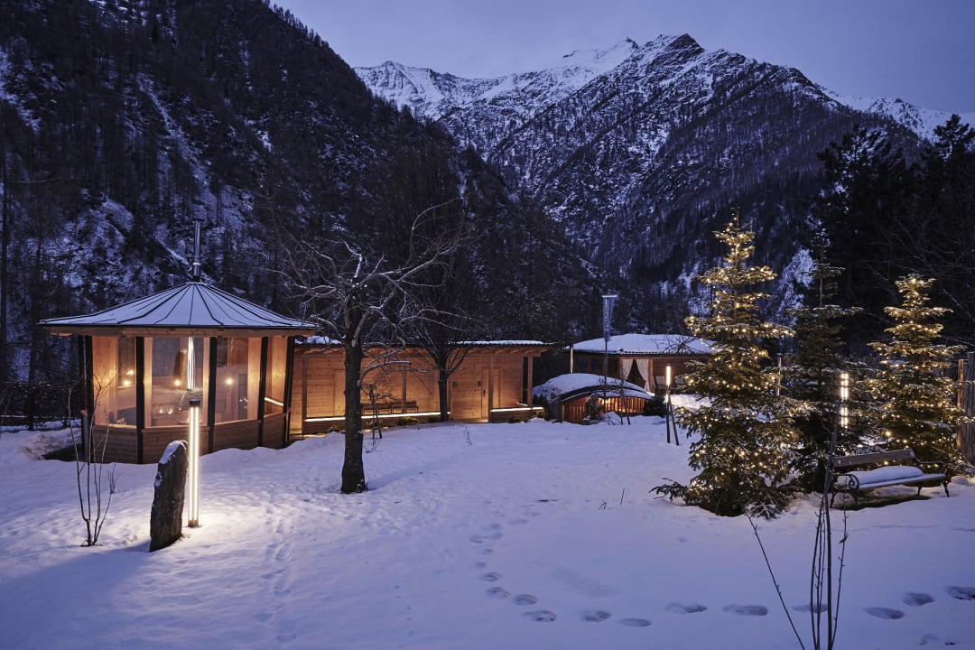 Gartenanlage Goldene Rose Karthaus a member of Small Luxury Hotels