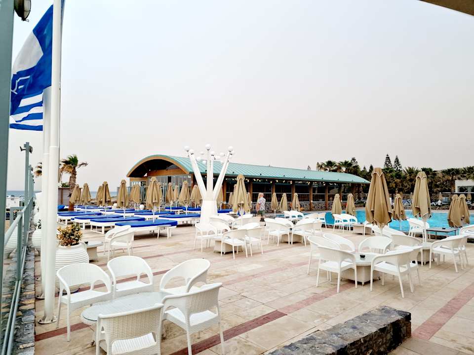 Pool Arina Beach Resort