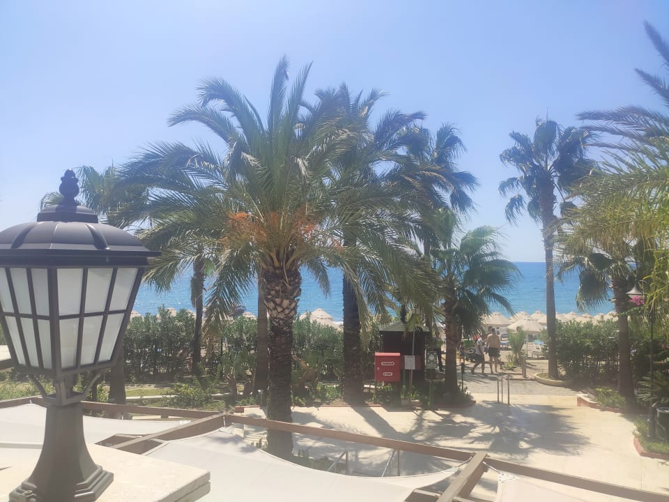 Strand Saphir Resort & Spa