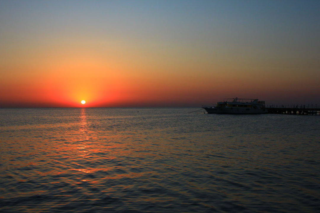 Sonnenaufgang Pickalbatros Dana Beach Resort - Hurghada