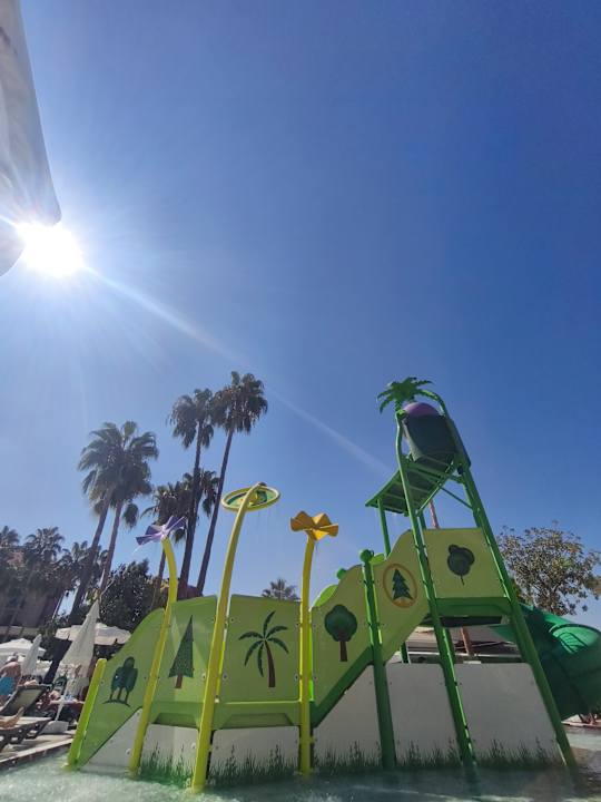 Pool allsun Numa Club Side