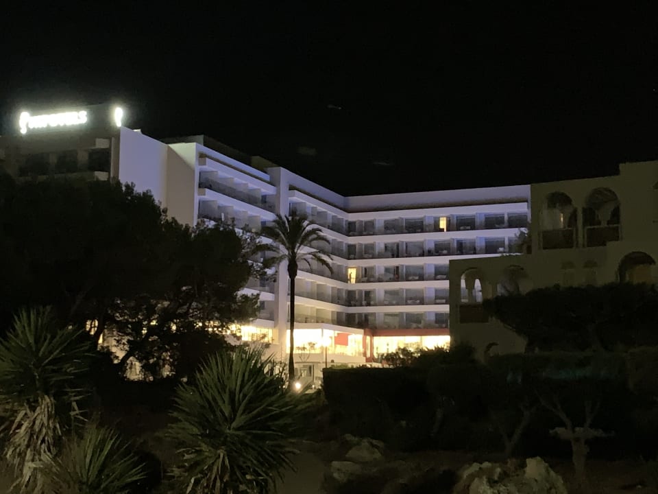 Außenansicht Hipotels Bahía Cala Millor