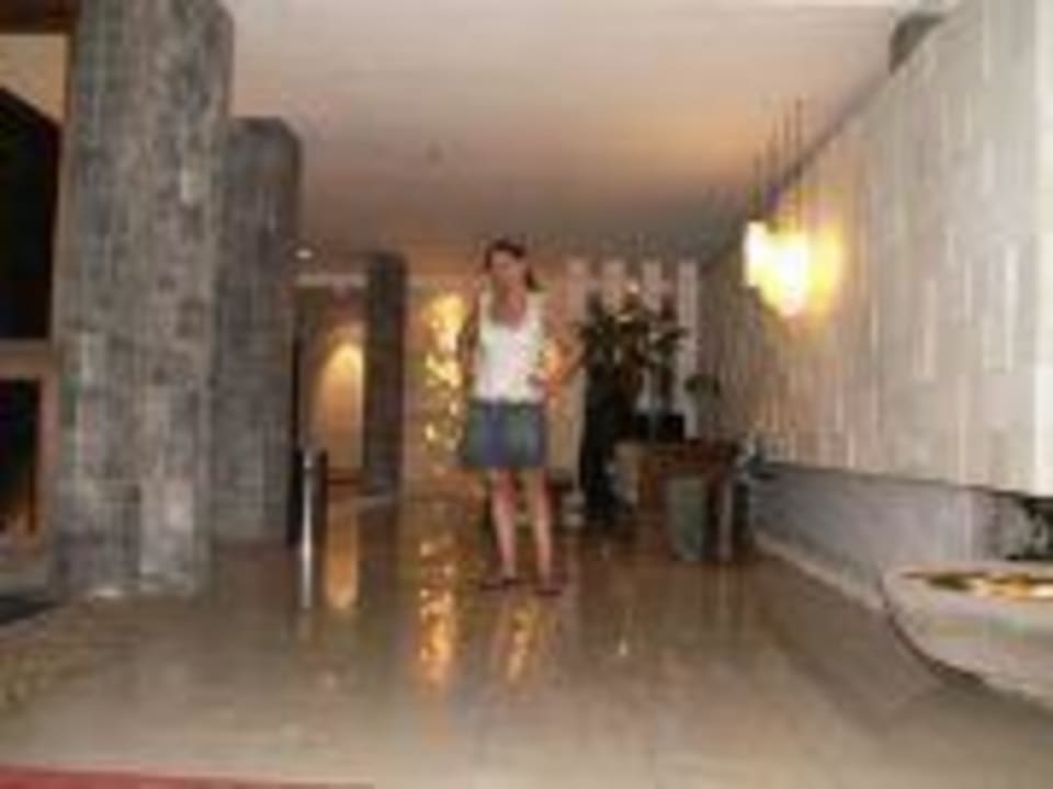 Haupthaus vom Hotel Bali Mandira Beach Resort & Spa