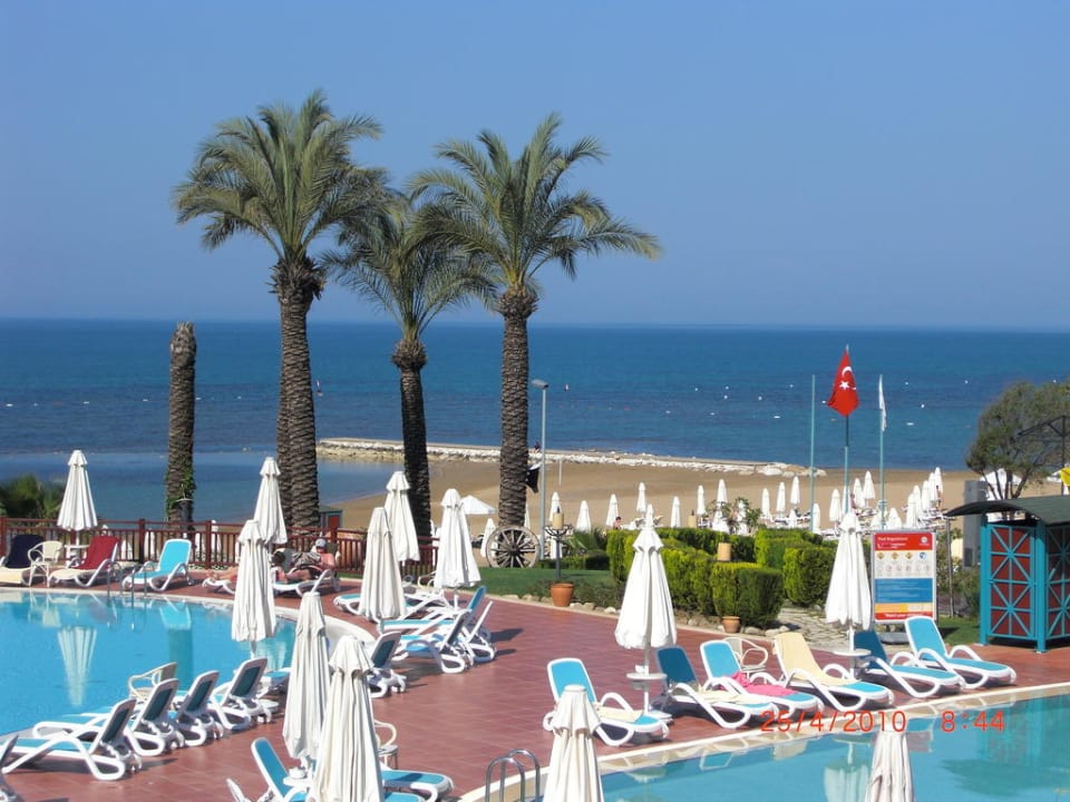 Poolanlage PALOMA Perissia